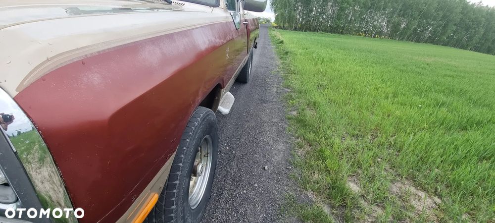 Dodge RAM - 28
