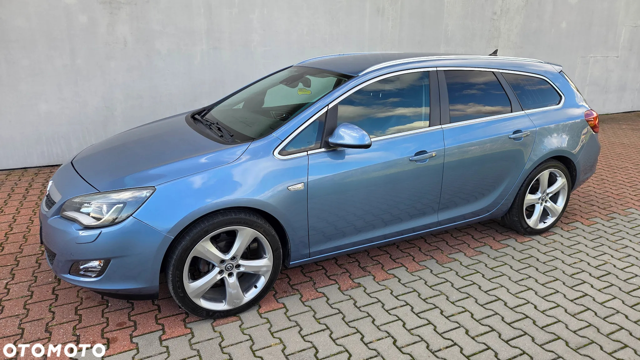 Opel Astra 1.4 Turbo Cosmo - 3
