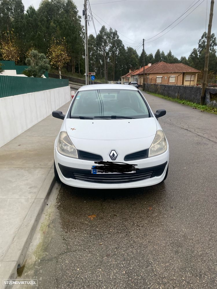 Renault Clio 1.5 dCi Confort - 4