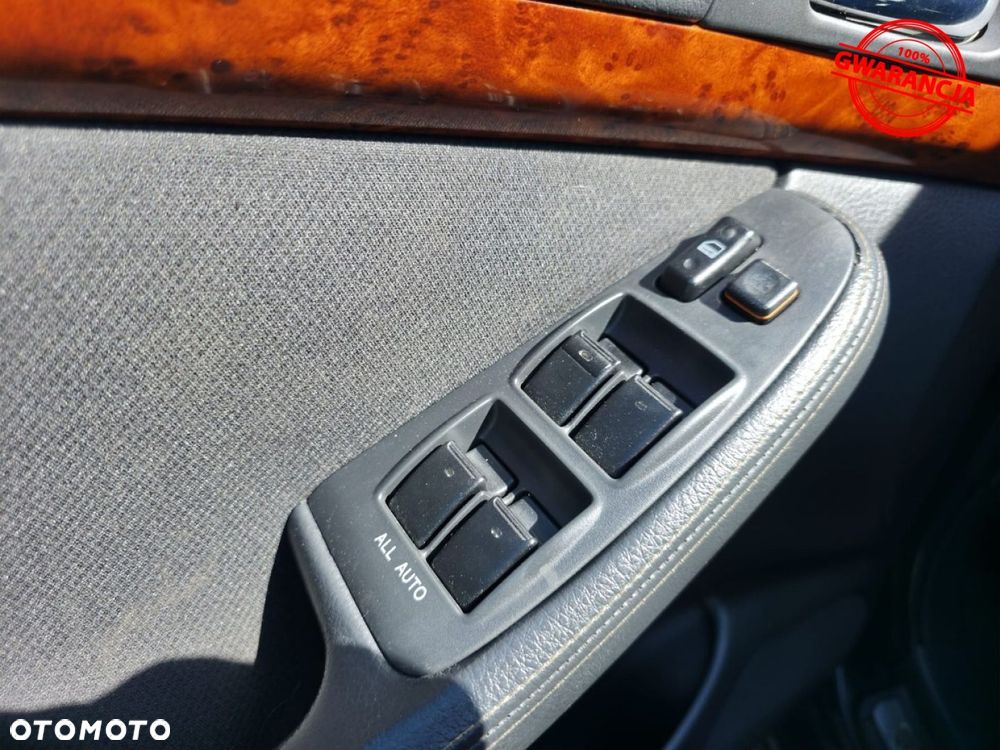 Toyota Avensis - 37
