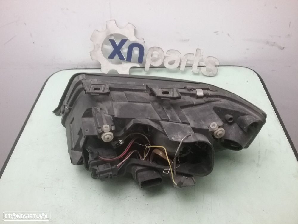 Farol com olho de boi Frente Dto AUDI A6 (4B2, C5) 07.00 - 01.05 - 2
