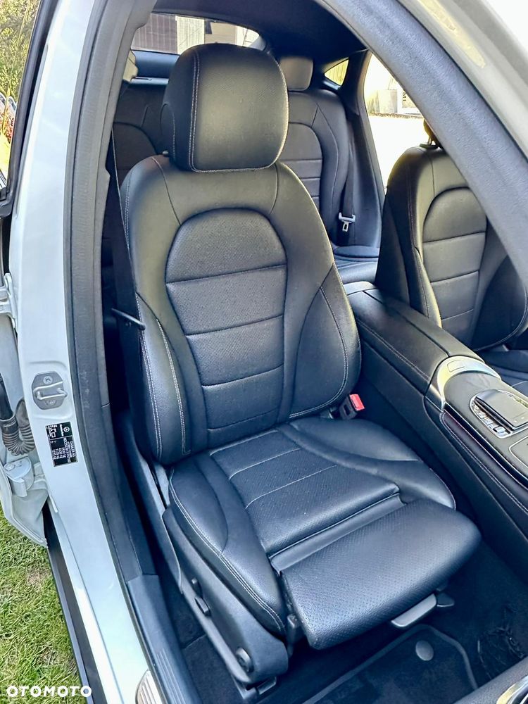 Mercedes-Benz GLC - 26