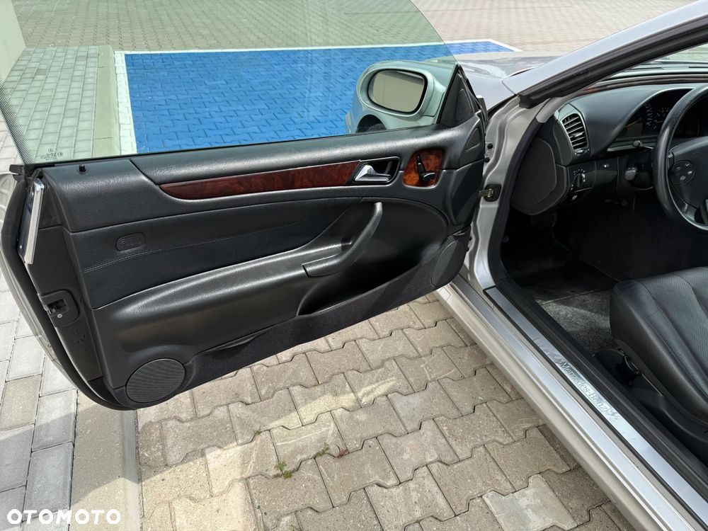 Mercedes-Benz CLK - 14