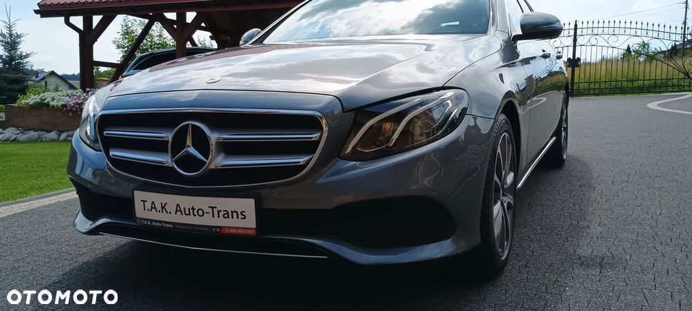 Mercedes-Benz Klasa E 200 CGI BlueEFFICIENCY Automatik Avantgarde - 10