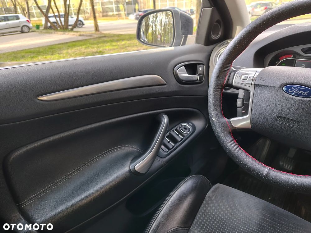Ford Mondeo 1.8 TDCi Titanium X - 25