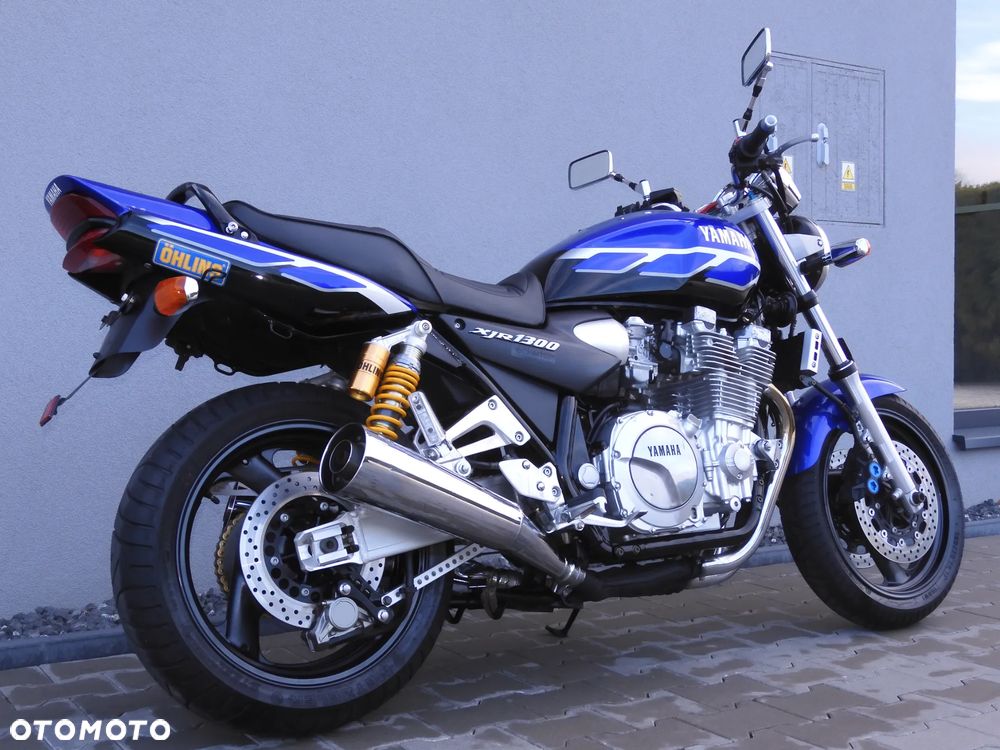 Yamaha XJR - 19