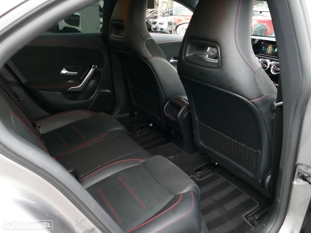 Mercedes-Benz CLA 250 e - 28