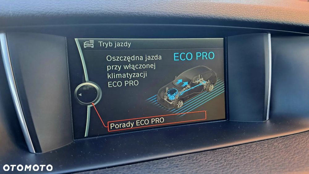 BMW X1 sDrive20i xLine - 13