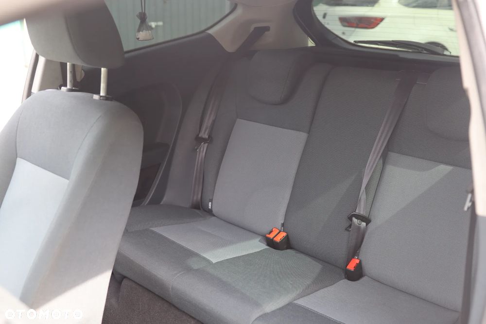 Ford Fiesta 1.25 Ambiente - 14