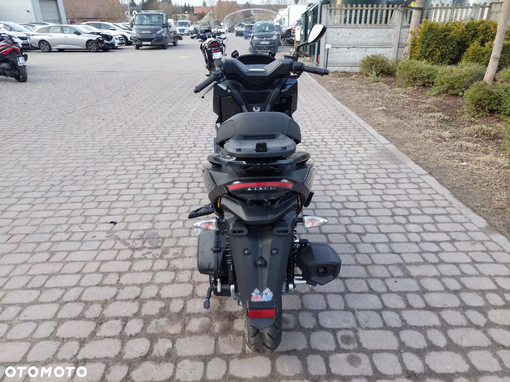Kymco Skytown - 5