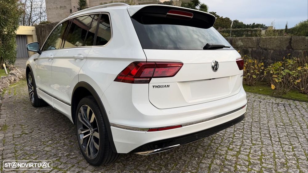 VW Tiguan 2.0 TDI R-Line DSG 4Motion - 4