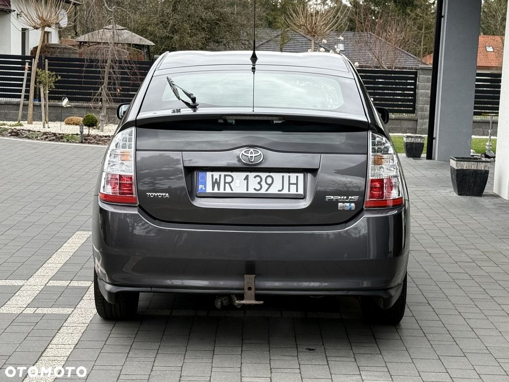 Toyota Prius 1.5 VVT-i Sol - 6