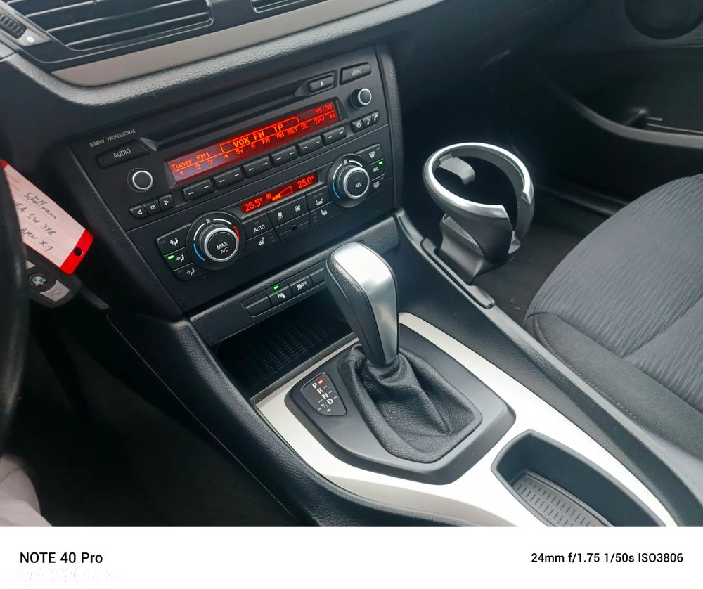 BMW X1 sDrive18i Sport Line - 17