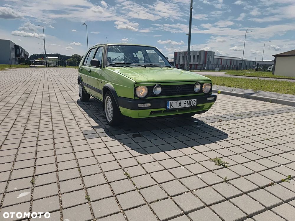 Volkswagen Golf 1.6 CL - 1