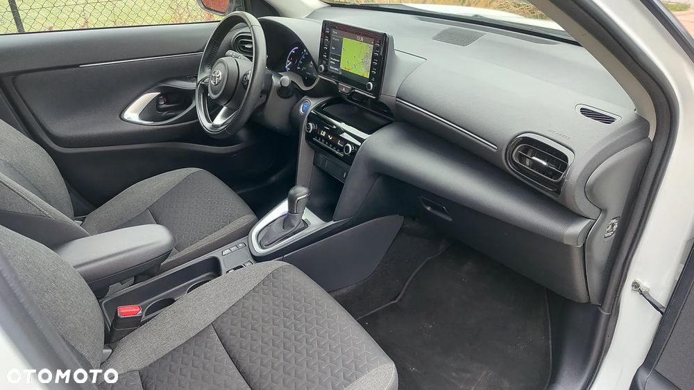 Toyota Yaris Cross - 13
