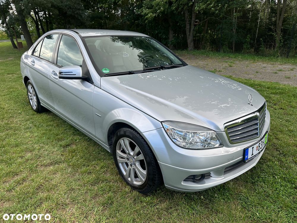 Mercedes-Benz Klasa C 180 Kompressor BlueEFFICIENCY - 17