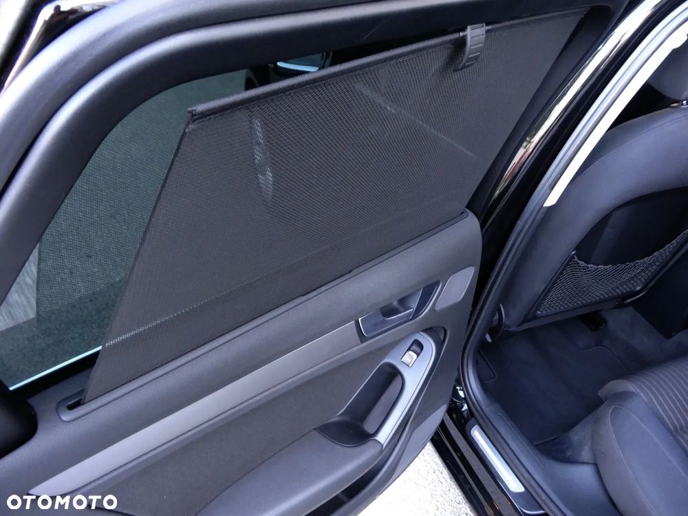 Audi A4 Avant 2.0 TDI Multitronic - 35
