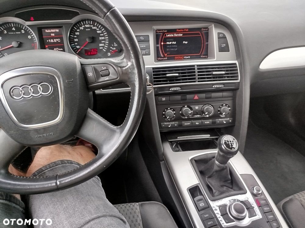 Audi A6 Limousine 2.4 - 9