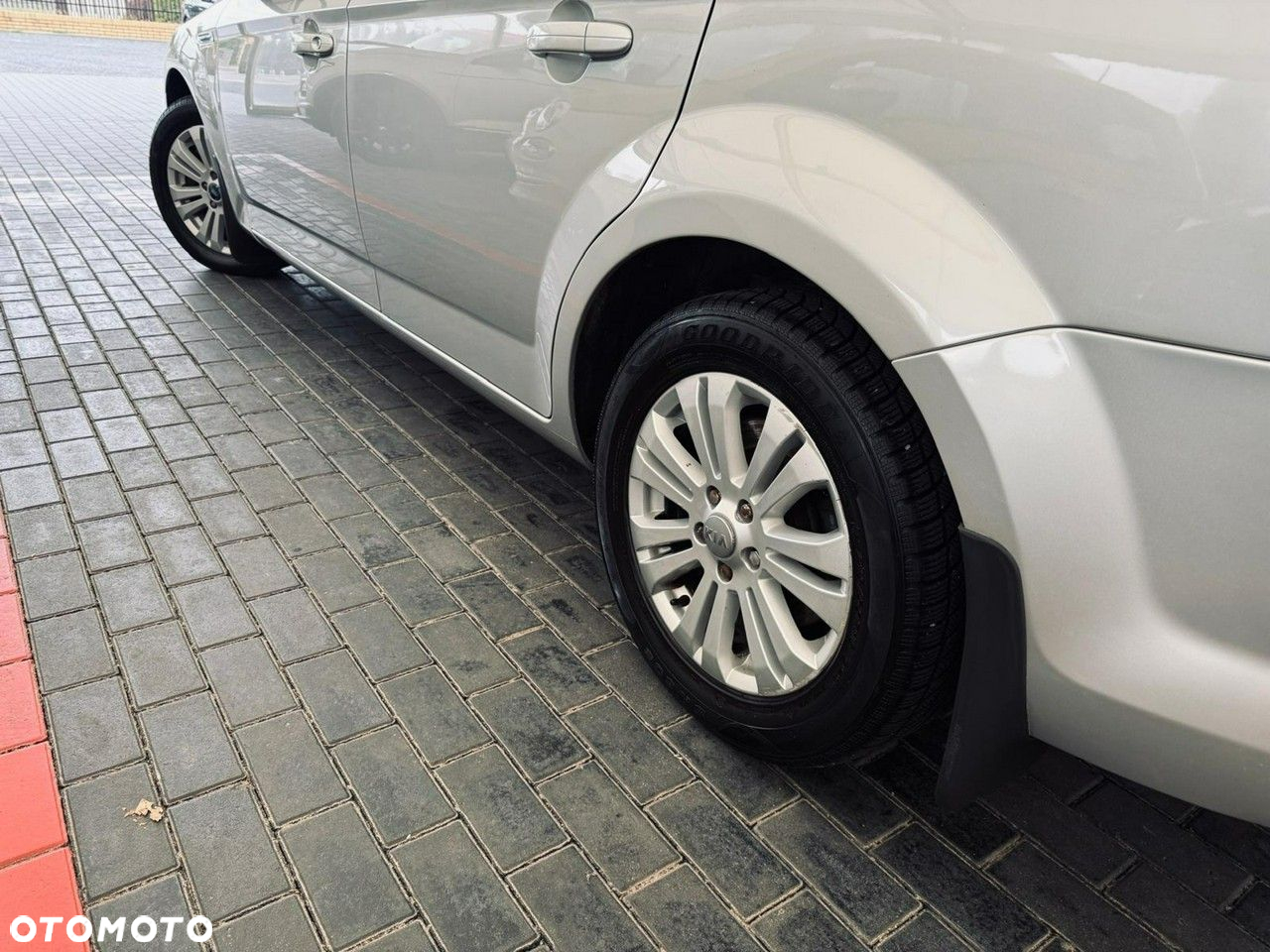 Ford Mondeo - 15
