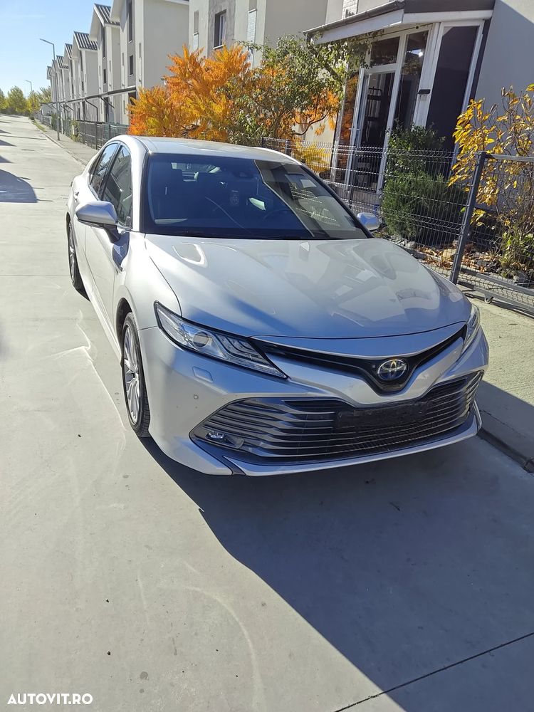 Toyota Camry 2.5 Hybrid Dynamic - 1