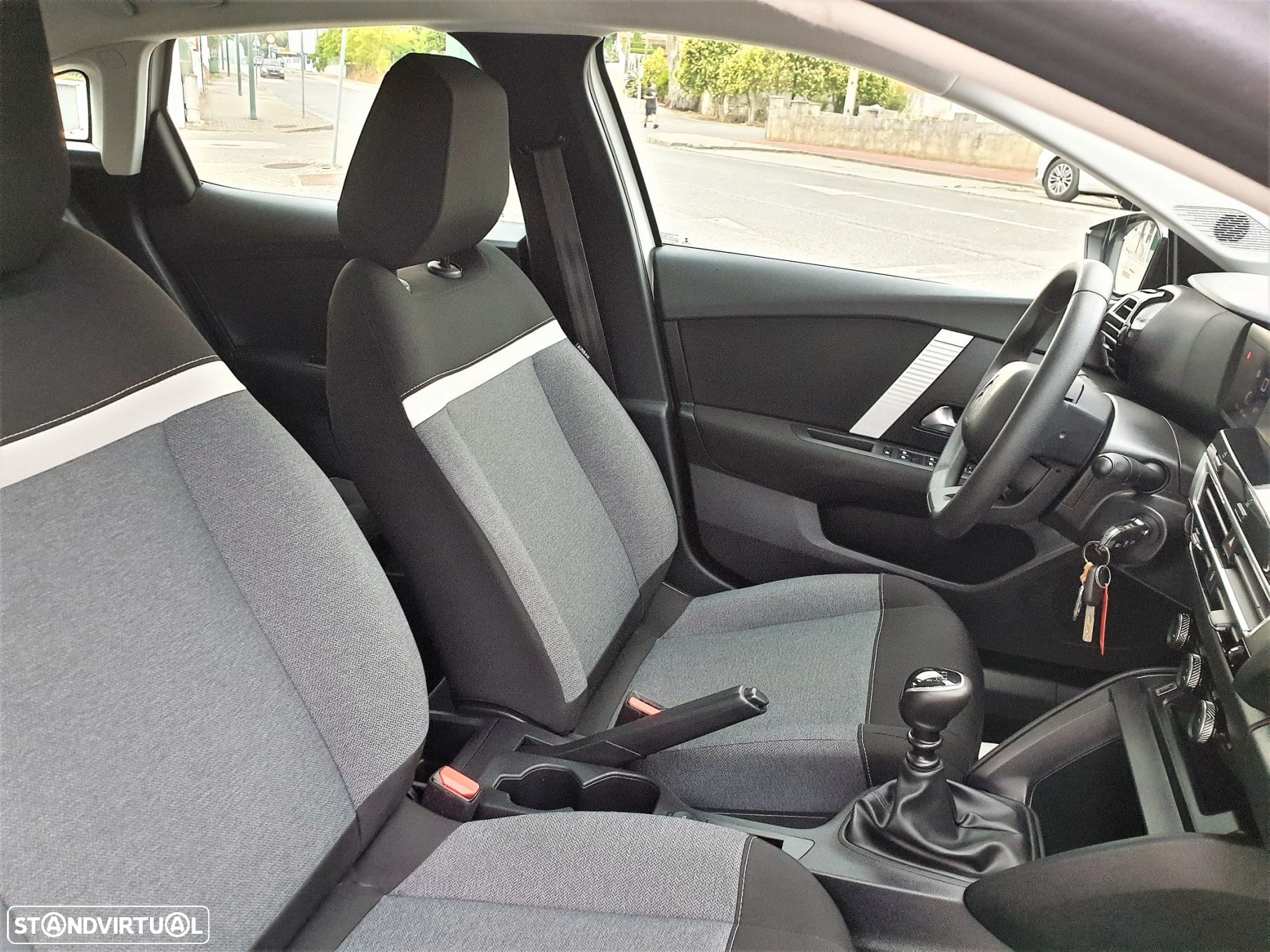 Citroën C4 BlueHDi 110 Stop&Start FEEL PACK - 34