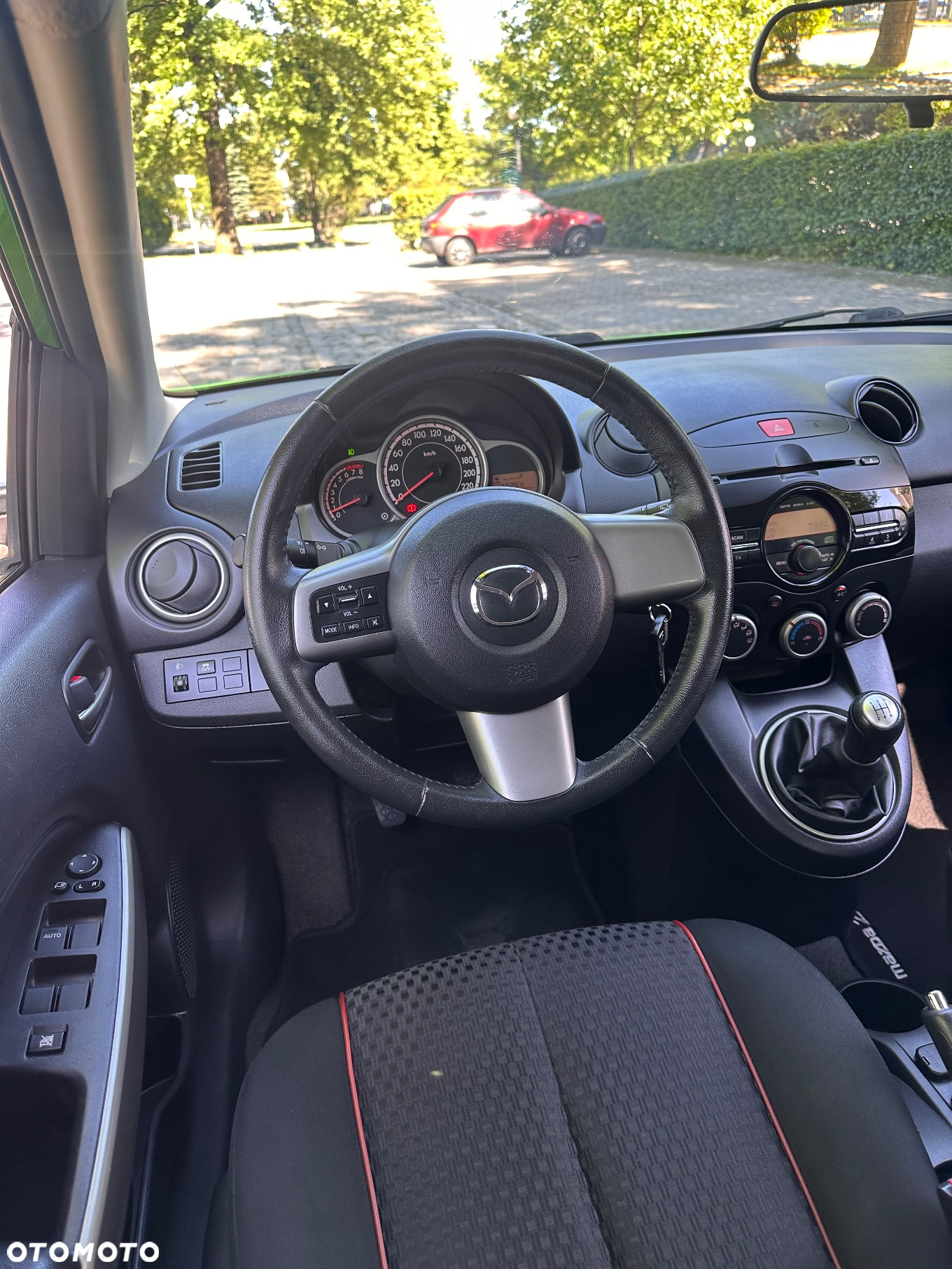 Mazda 2 1.3 MZR Active - 16