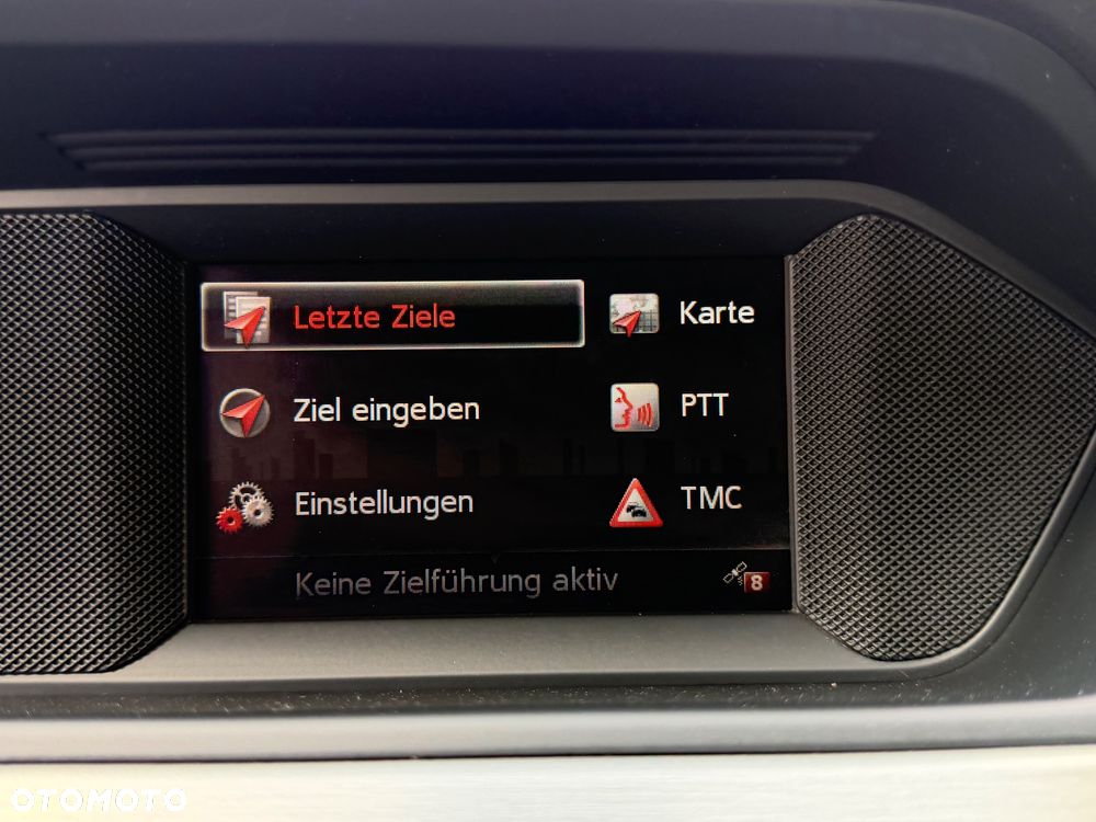 Mercedes-Benz Klasa C 250 CGI Automatik BlueEFFICIENCY Avantgarde - 35