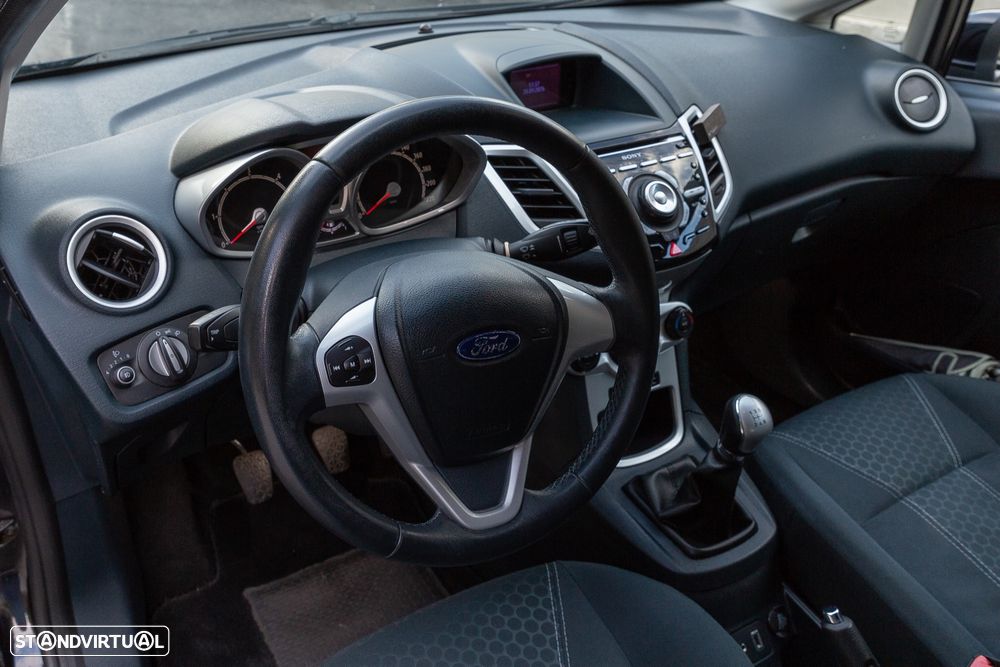 Ford Fiesta - 18