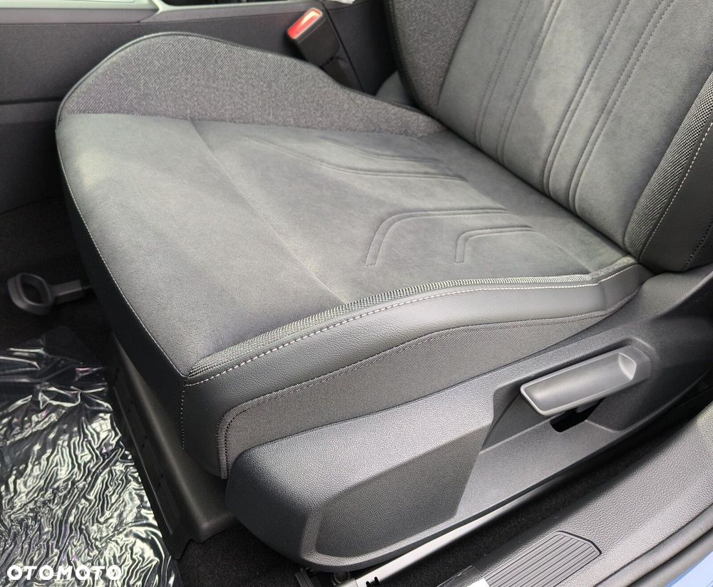 Volkswagen Golf - 12