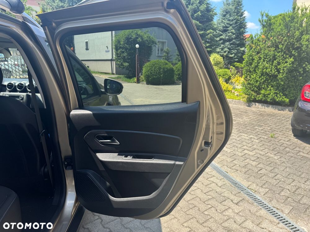 Dacia Duster 1.6 SCe Outdoor S&S - 23