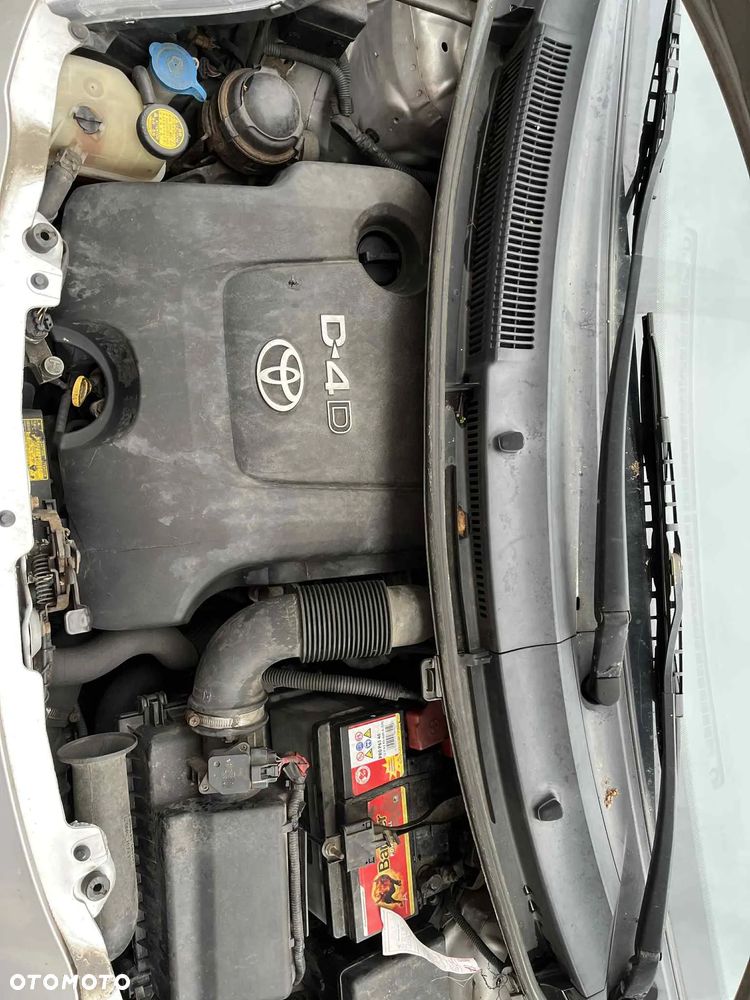 Toyota Yaris 1.4 D-4D Luna - 11