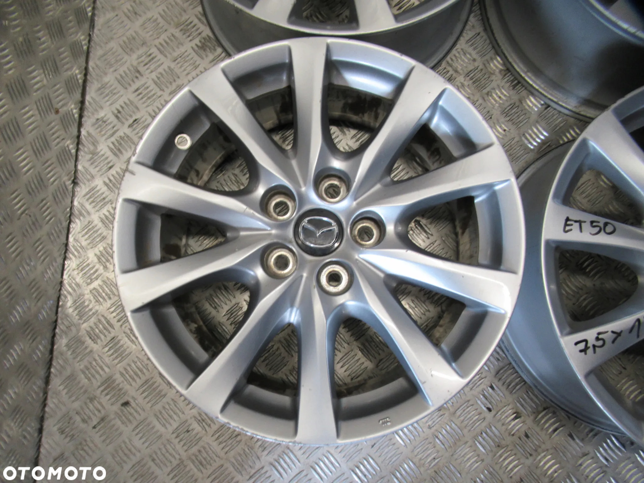 Felgi Mazda 3 5 6 7,5Jx17 et50 5x114,3 - 5