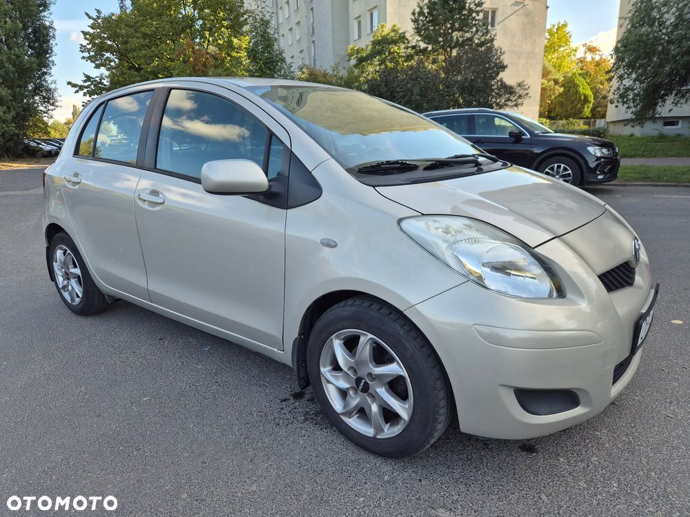 Toyota Yaris 1.33 Luna - 2