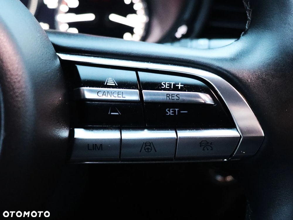 Mazda CX-30 2.0 mHEV Hikari 2WD - 34