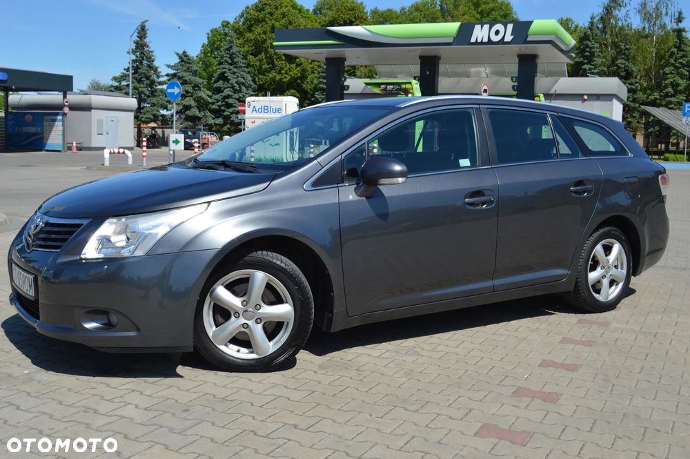 Toyota Avensis 2.0 D-4D Sol - 14