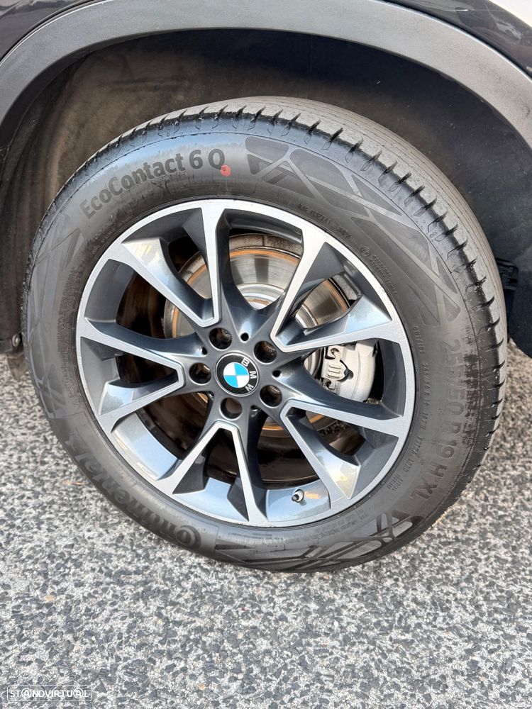 BMW X5 25 d sDrive Comfort 7L - 8
