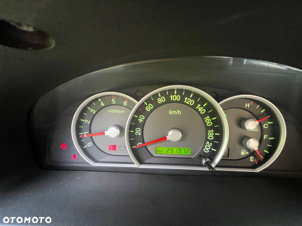 Kia Sorento 2.5 CRDi VGT DPF EX - 14