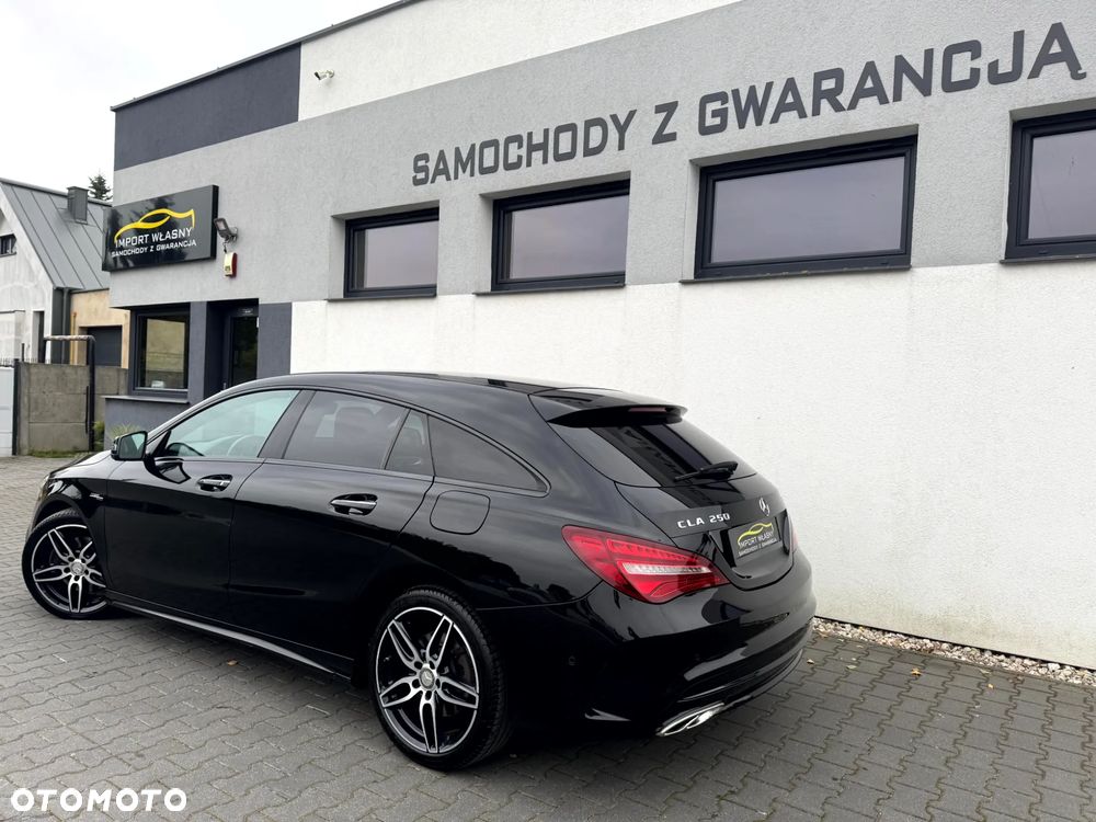 Mercedes-Benz CLA Shooting Brake 250 4Matic 7G-DCT AMG Line - 32