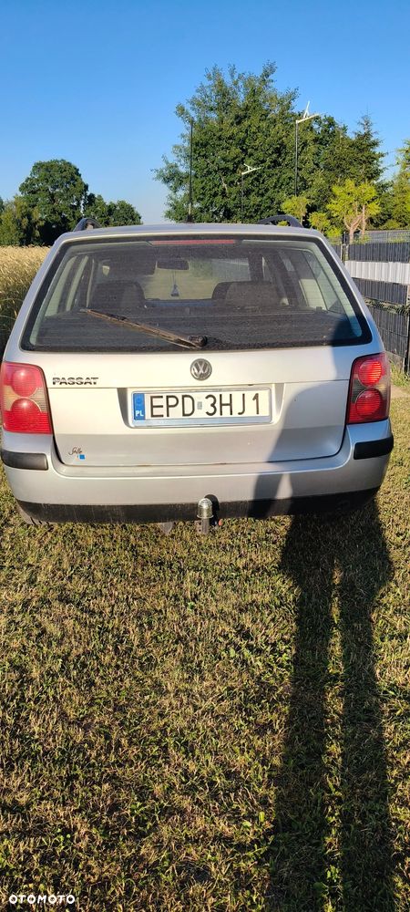 Volkswagen Passat 1.6 Comfortline - 7