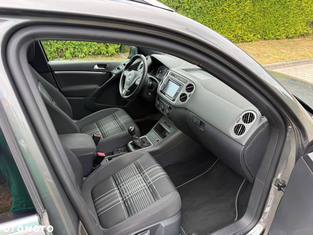 Volkswagen Tiguan 2.0 TDI SCR R-Line - 12