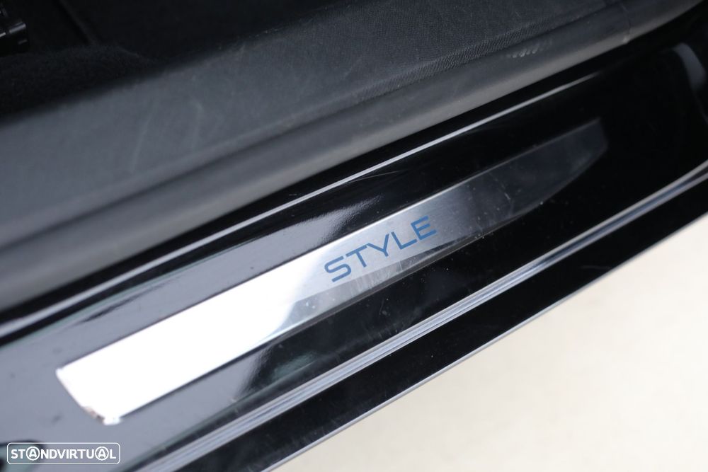 Peugeot 308 SW 1.5 BlueHDi Style - 26
