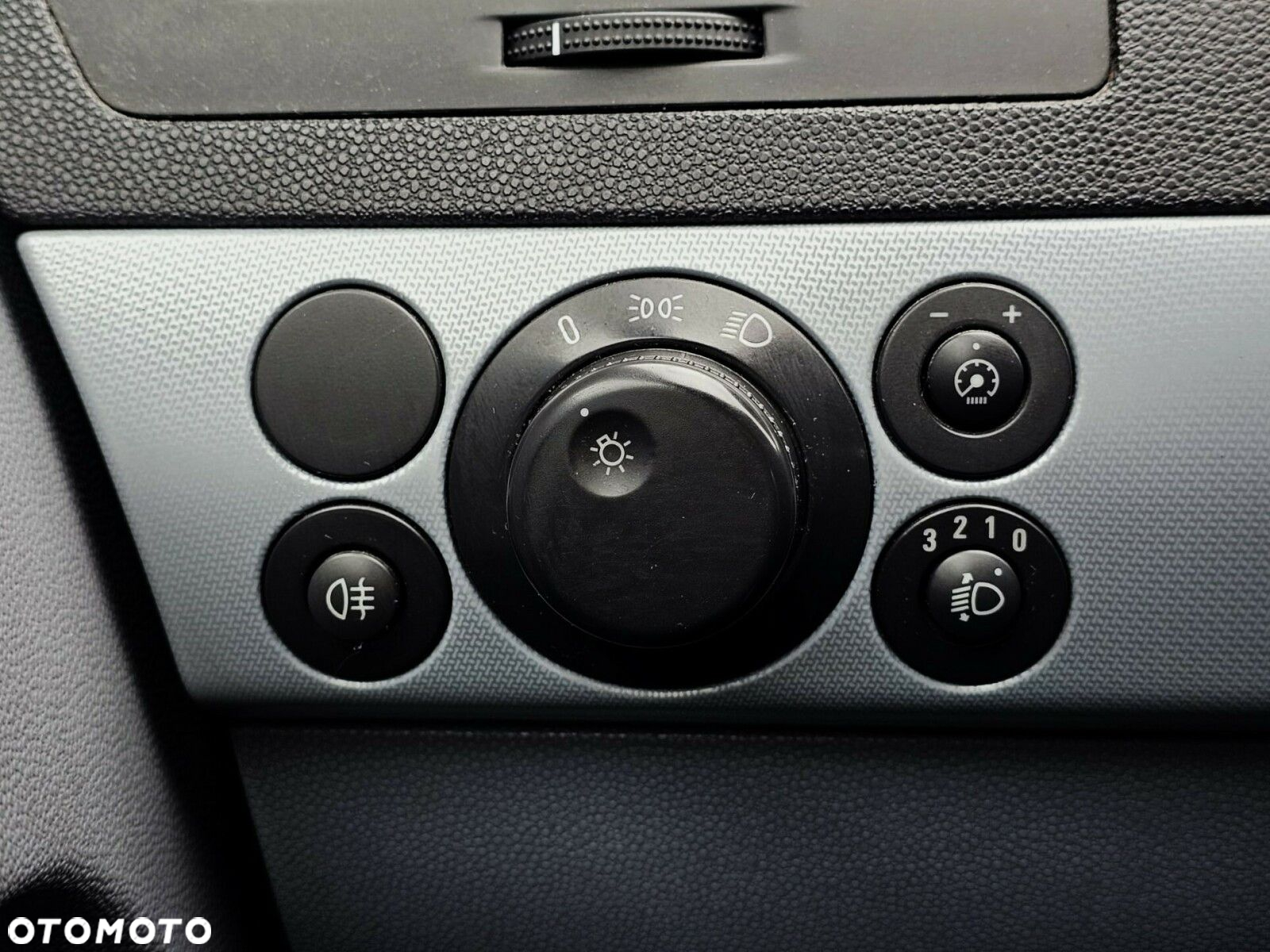 Opel Astra - 15