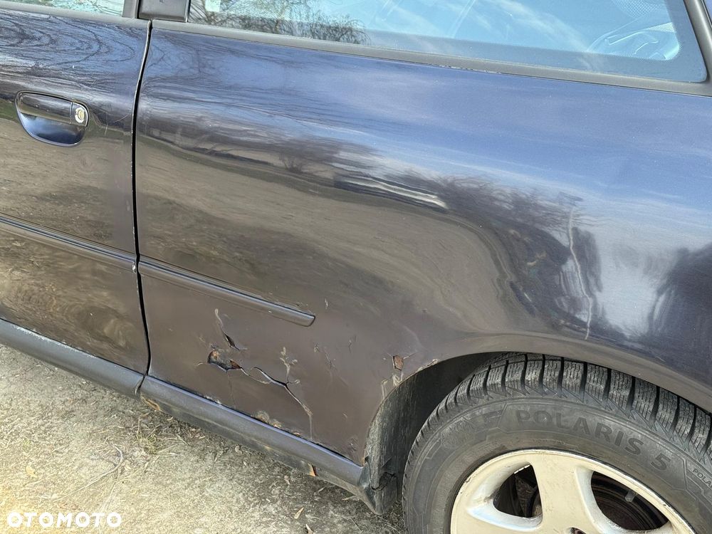 Audi A3 3-drzwiowe 1.6 Ambition - 17