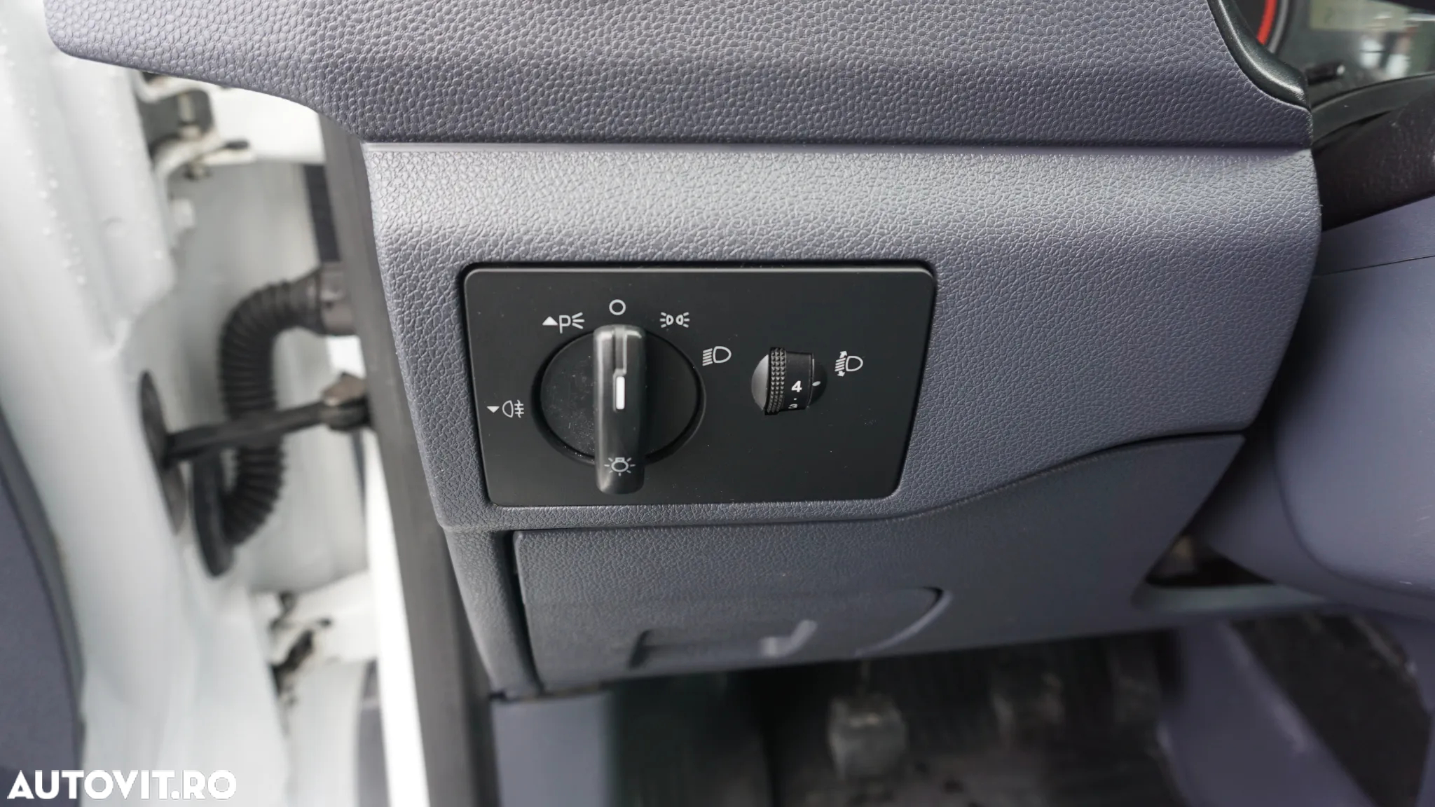 Ford Transit Connect - 14