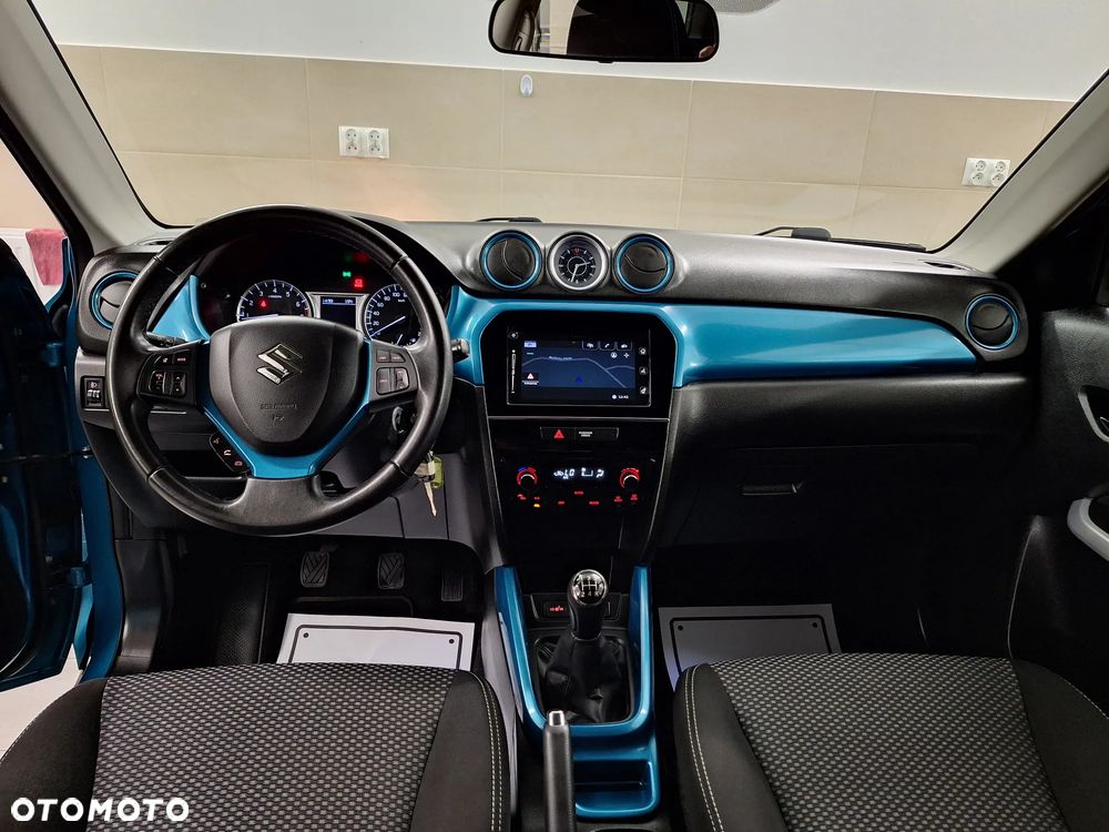 Suzuki Vitara 1.6 Premium 2WD - 25