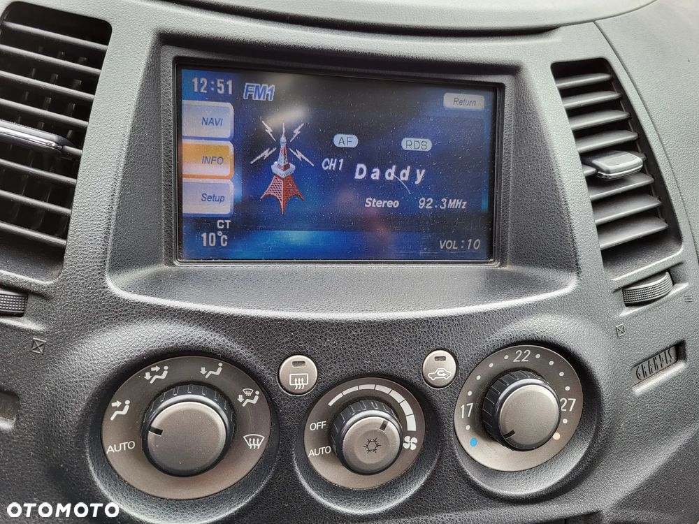 Mitsubishi Grandis 2.0 DI-D 7-Sitzer Intense - 6