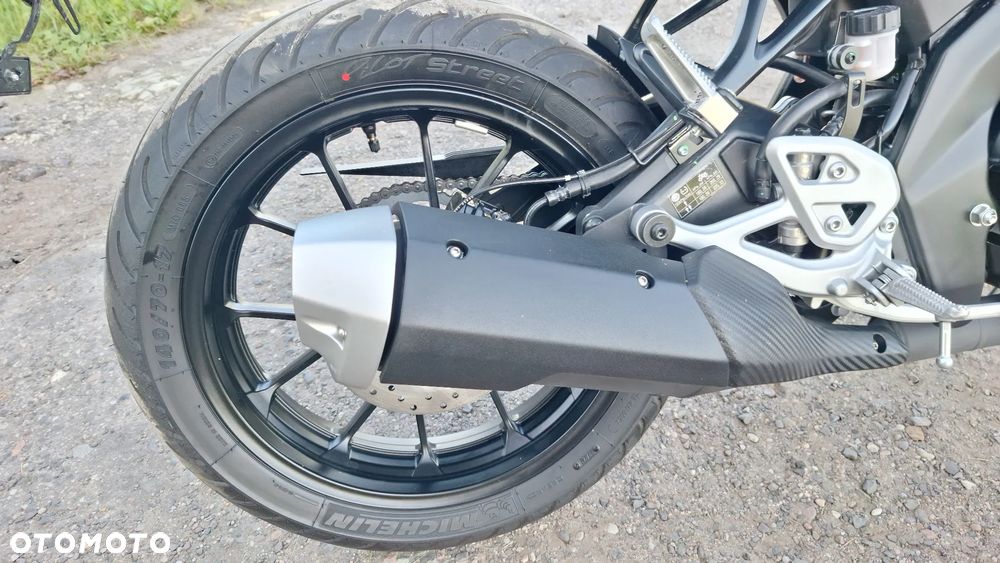 Yamaha MT - 4