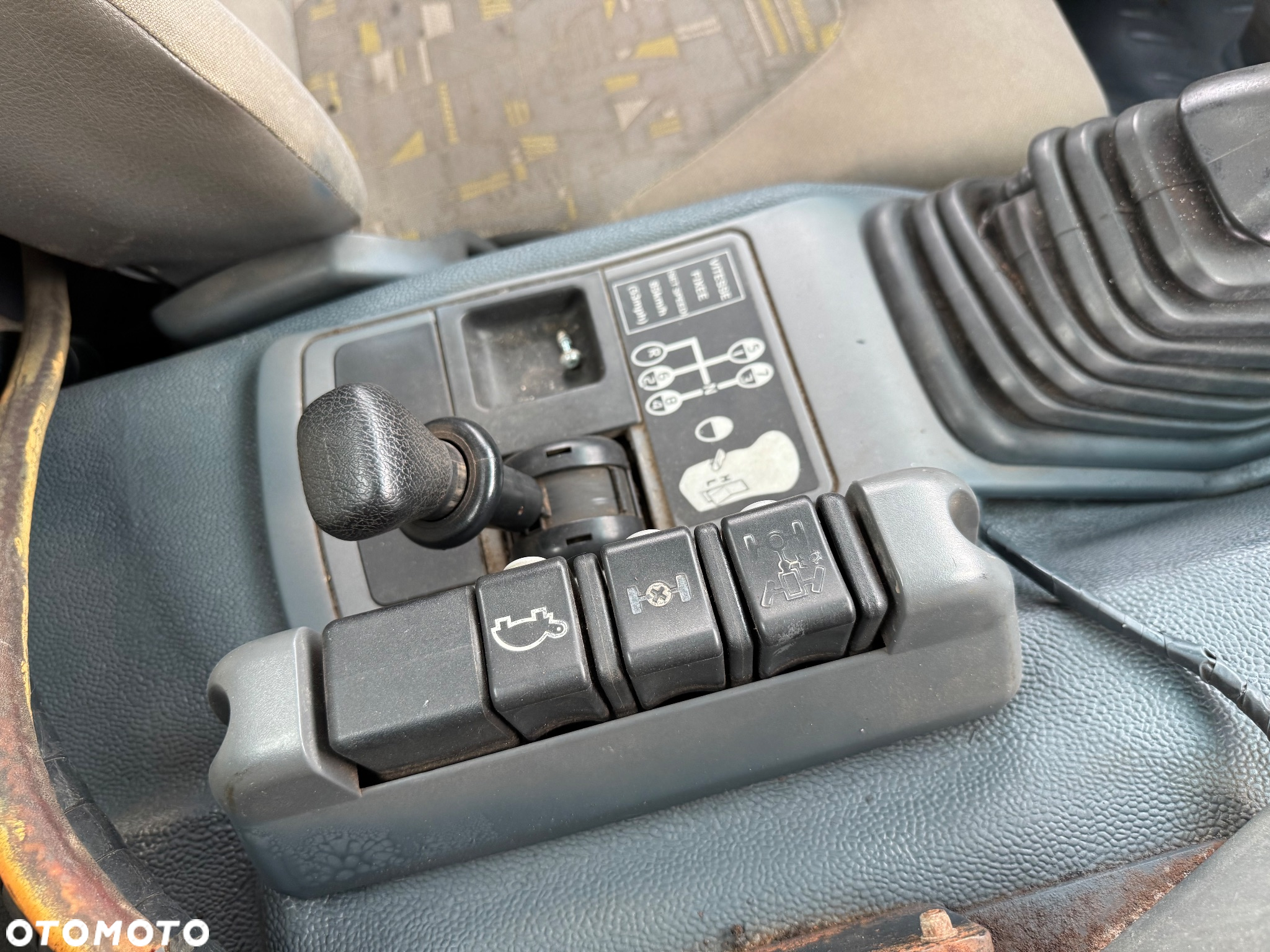 Renault Kerax 4x4 320DCi Wywrotka 3str 2004r. Klima SPECJALNY Solarka ACOMETIS Piaskarka Pług - 26