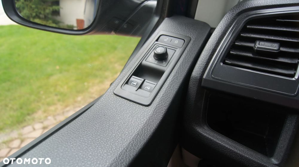 Volkswagen TRANSPORTER - 24