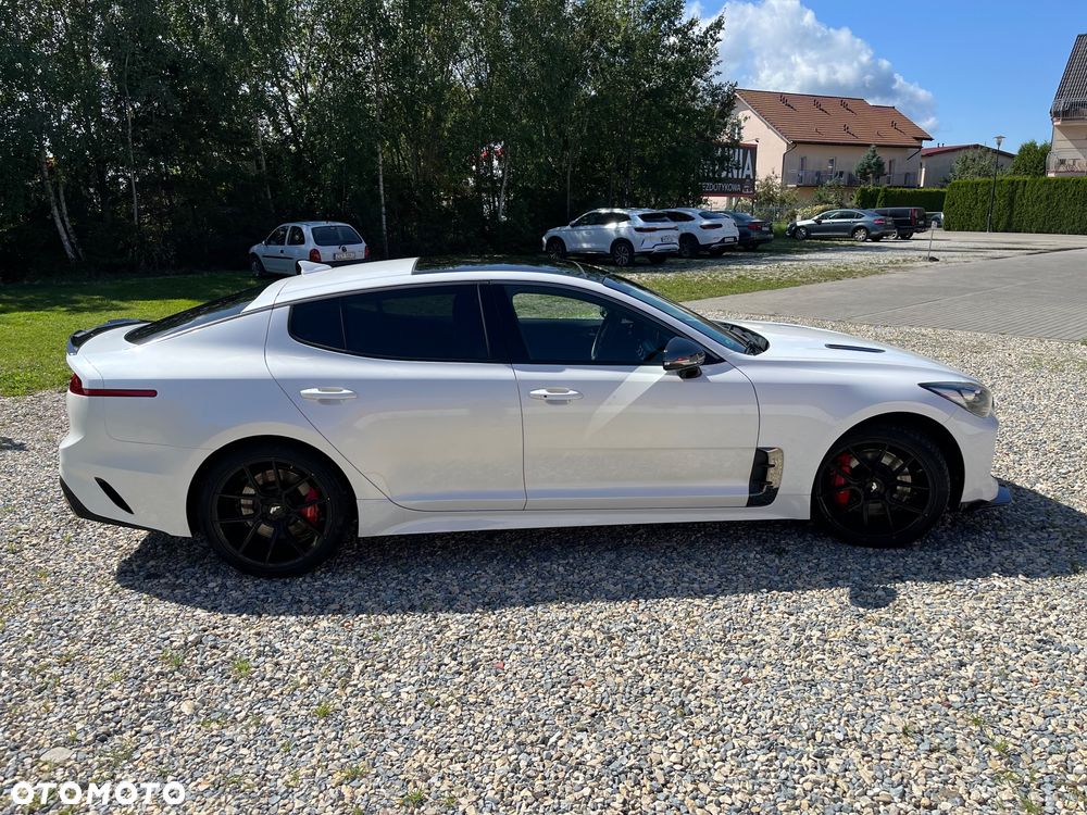 Kia Stinger 3.3 T-GDI V6 GT AWD - 3
